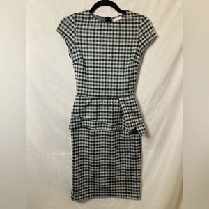 Curvy Body Con Dressy plaid mini dress🖤🤍